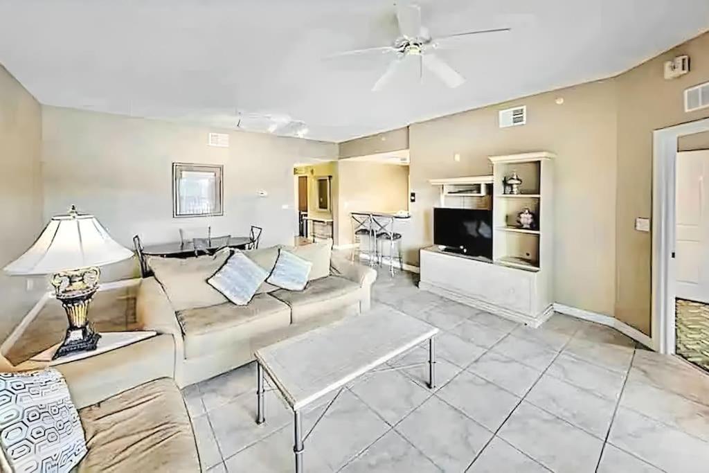 Entire Rental 3-Br Minutes From Disney X8 Hot Tub Apartment 2204 Orlando Exteriör bild