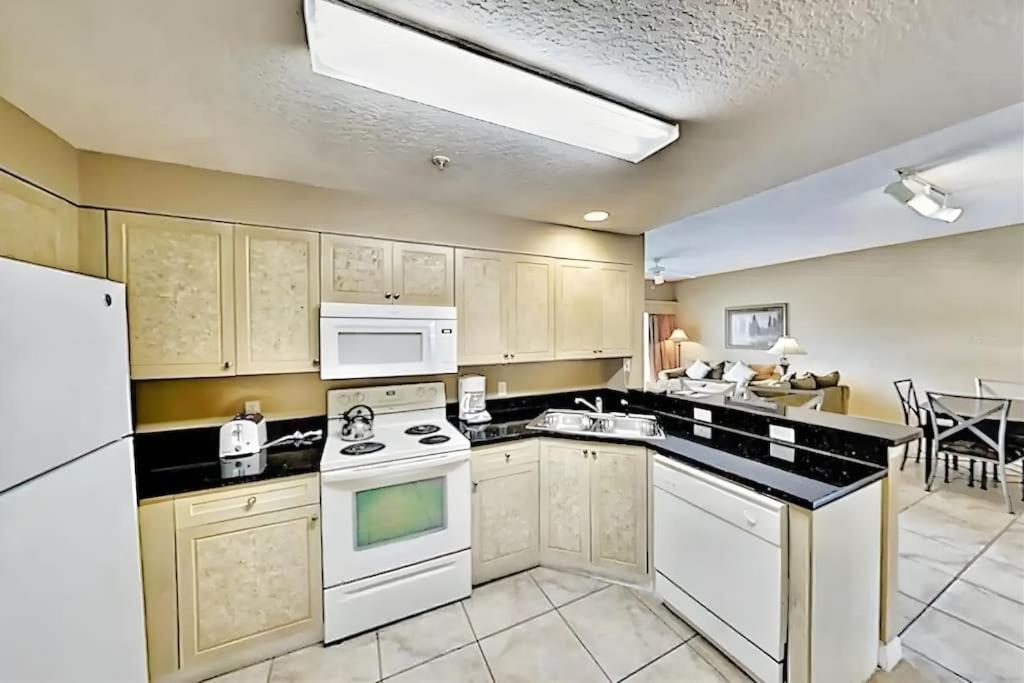 Entire Rental 3-Br Minutes From Disney X8 Hot Tub Apartment 2204 Orlando Exteriör bild